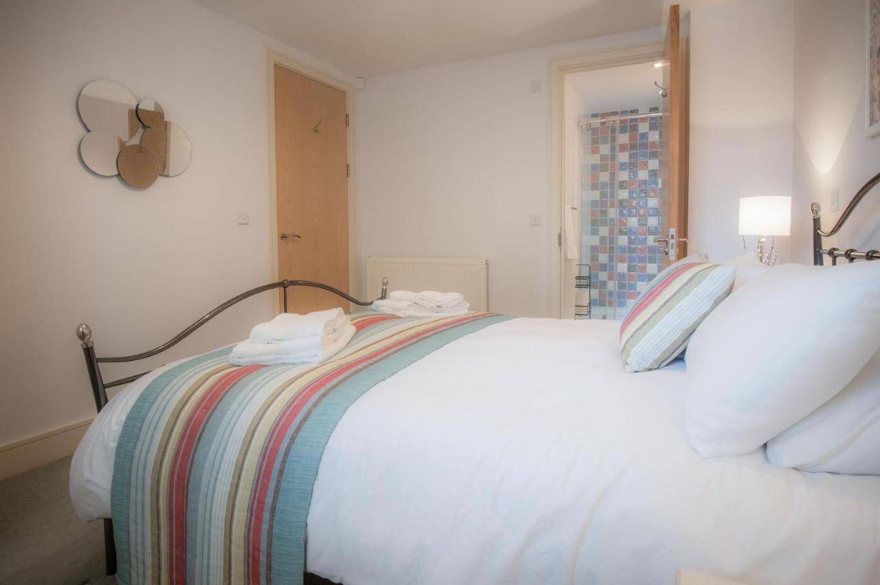 Minarvon - 2 Bedroom Apartment - Saundersfoot Zewnętrze zdjęcie